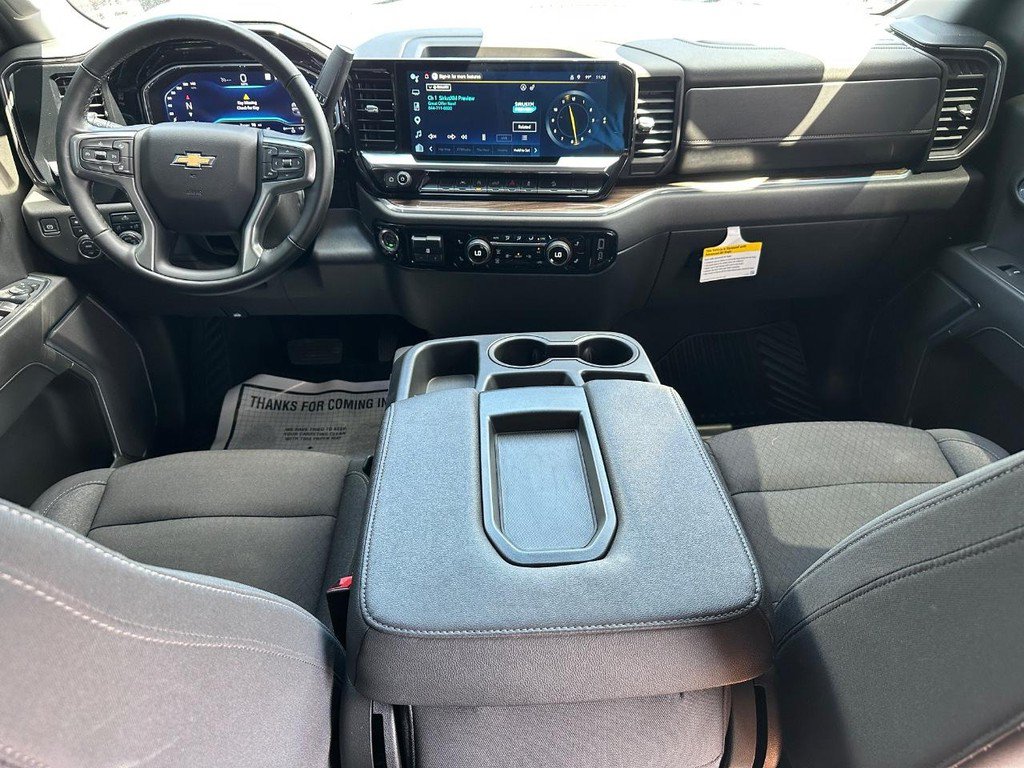 Certified 2025 Chevrolet Silverado 1500 LT AWD/4WD image 11
