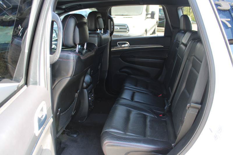 Used 2017 Jeep Grand Cherokee Trailhawk w/ Trailhawk Luxury Group AWD/4WD image 13