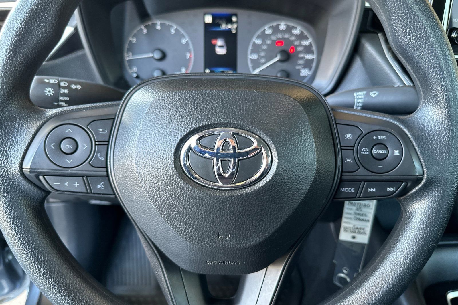 Used 2025 Toyota Corolla LE image 21