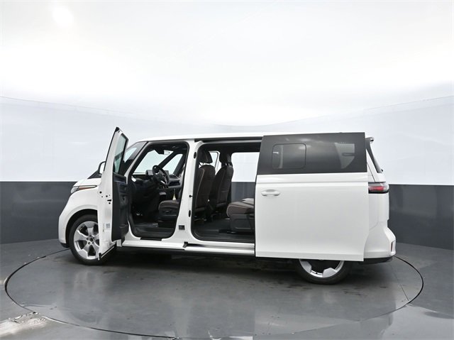 New 2025 Volkswagen ID. Buzz Pro S image 39