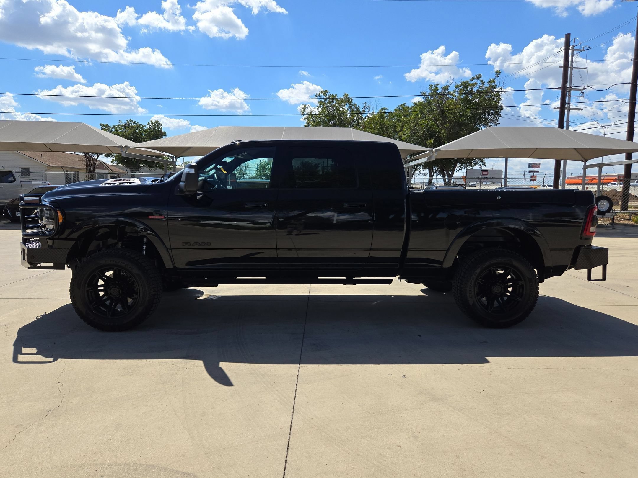 Used 2024 RAM 2500 Limited AWD/4WD image 6