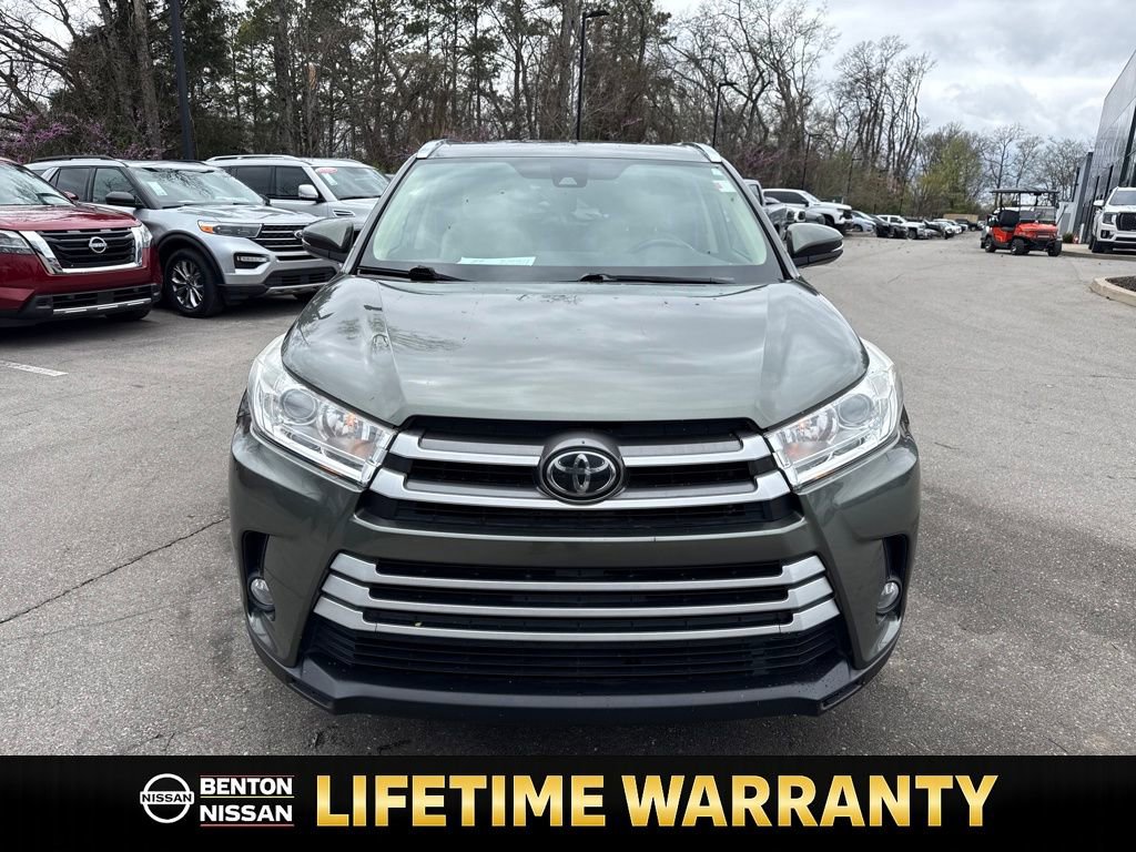 Used 2019 Toyota Highlander XLE image 9