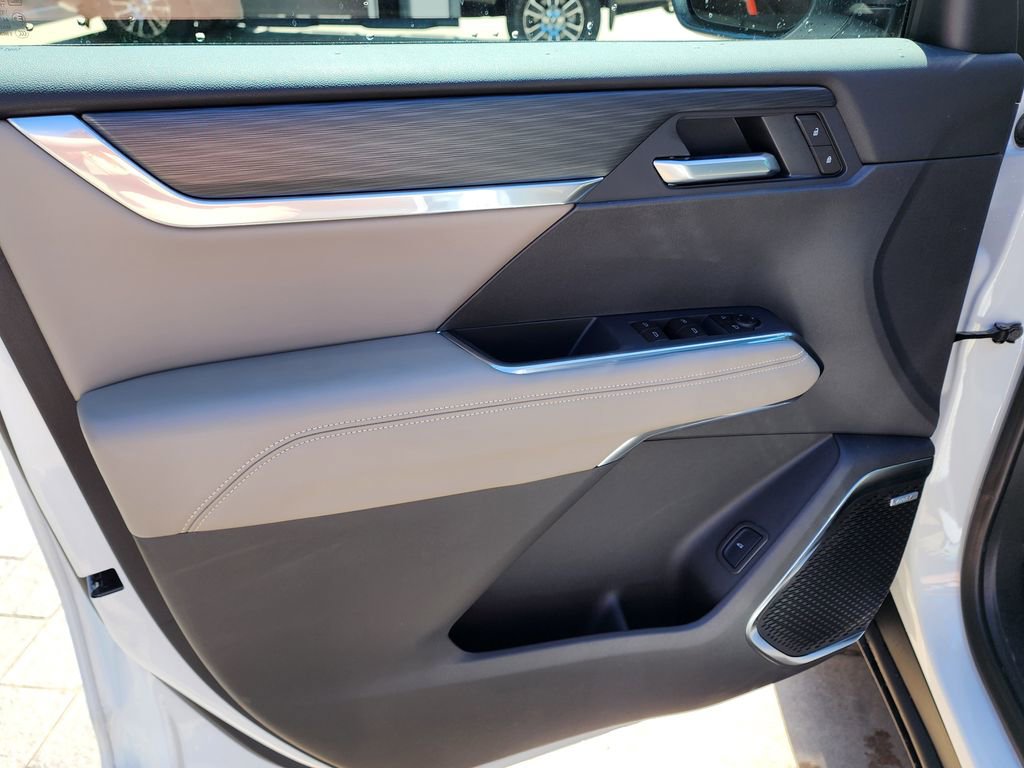 New 2026 GMC Acadia Elevation image 13