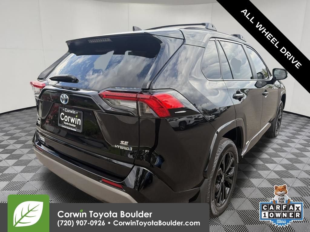 Used 2024 Toyota RAV4 SE w/ Convenience Package AWD/4WD image 8