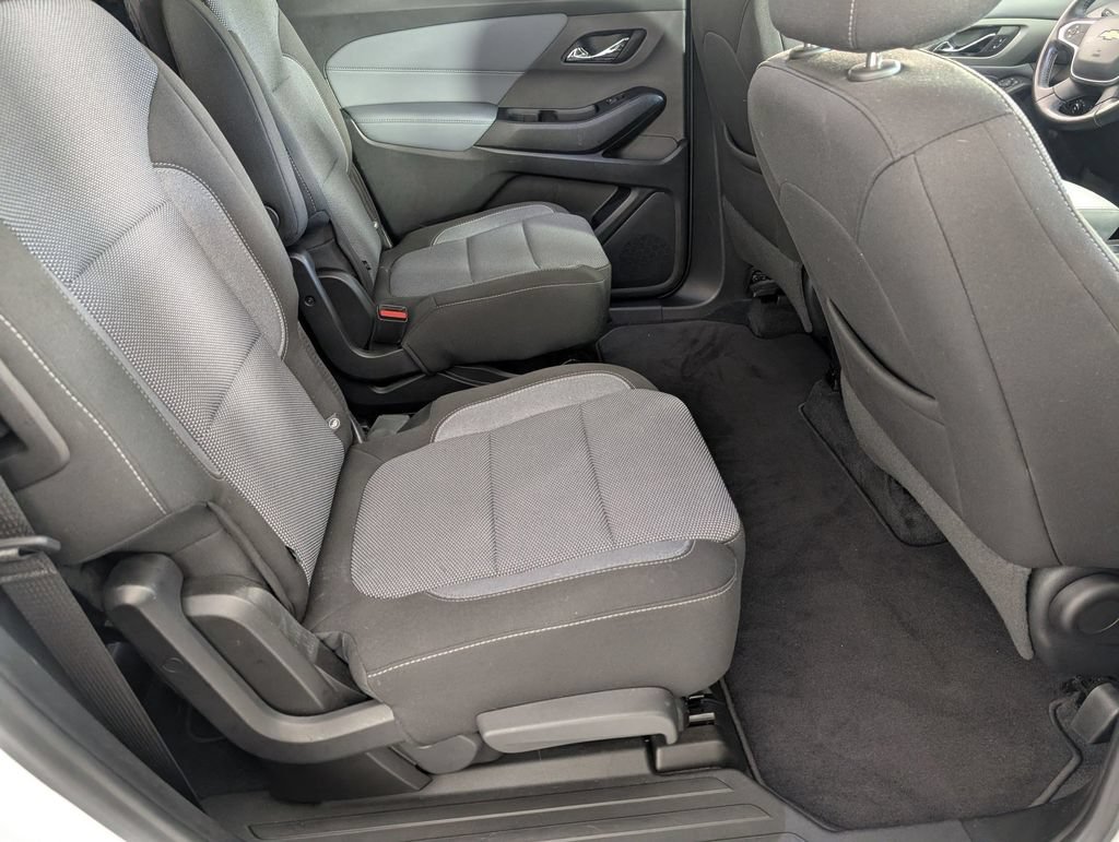 Certified 2020 Chevrolet Traverse LT FWD image 34