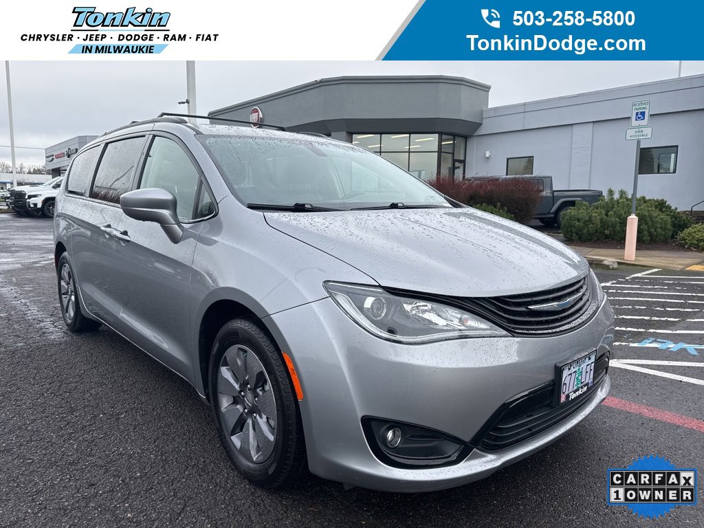 Used 2018 Chrysler Pacifica Touring-L