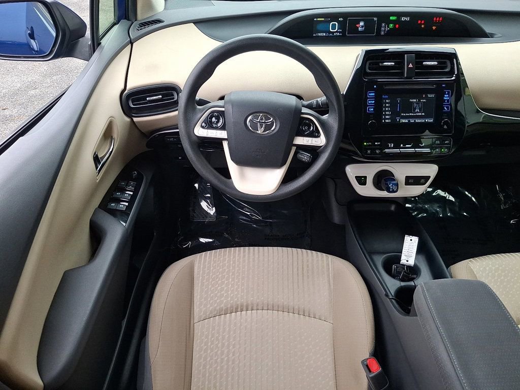 Used 2018 Toyota Prius One image 11