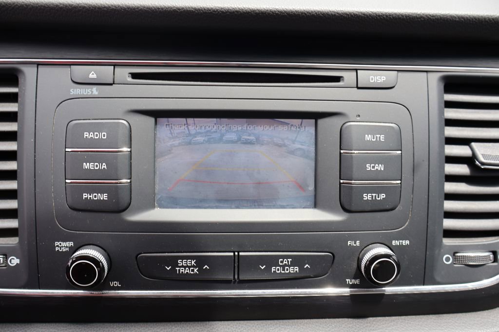 Used 2016 Kia Sedona L FWD image 32