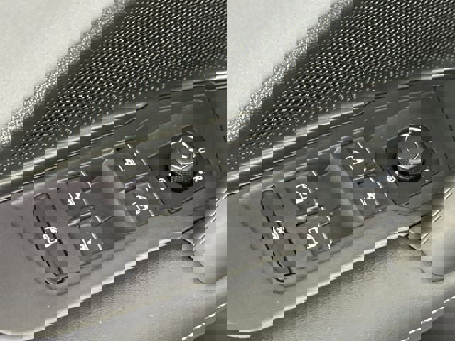 New 2025 Volkswagen Tiguan SE image 18