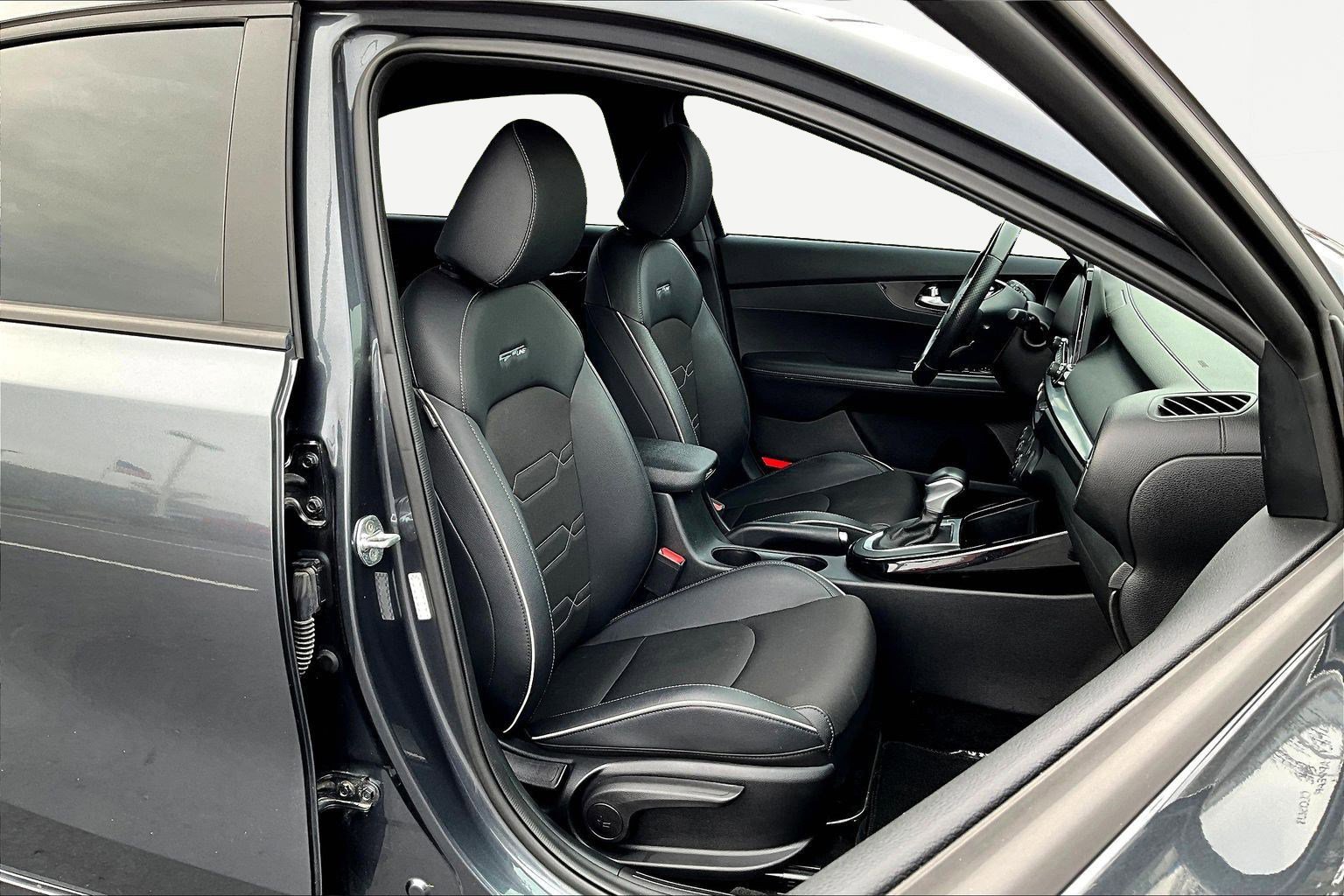 Used 2021 Kia Forte GT-Line image 28