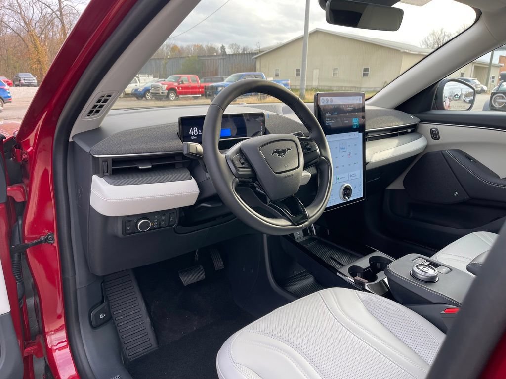New 2023 Ford Mustang Mach-E Premium RWD image 12