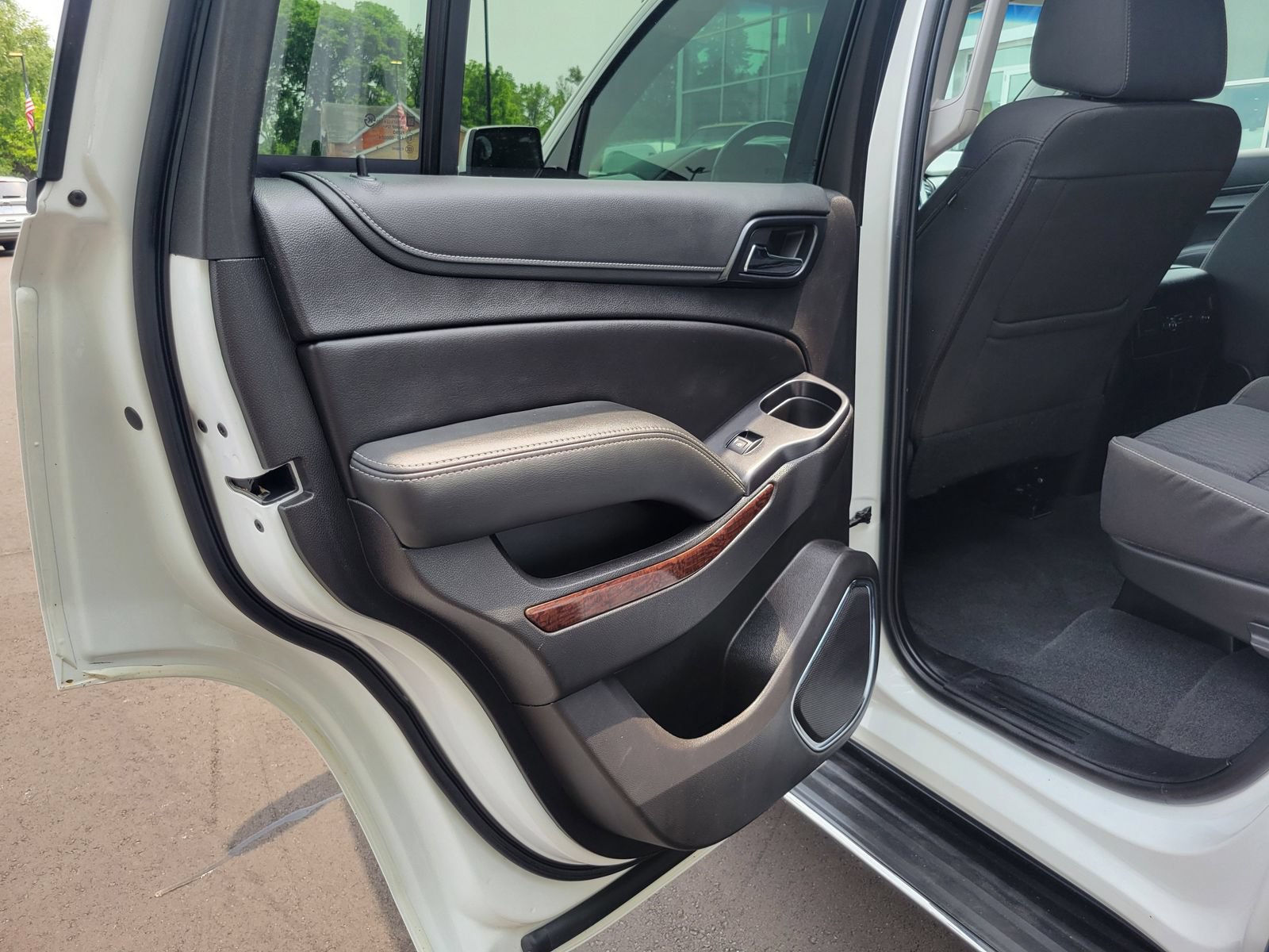 Used 2020 GMC Yukon SLE w/ Convenience Package AWD/4WD image 21