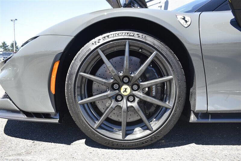 Used 2021 Ferrari SF90 Stradale image 11