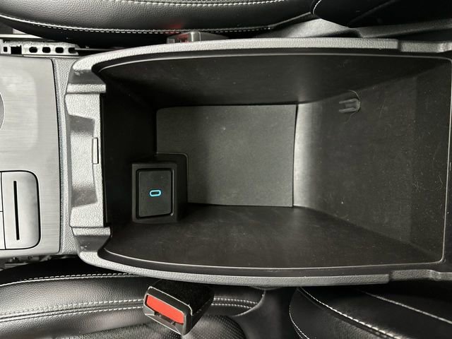 Used 2020 Ford Escape SE Sport image 23