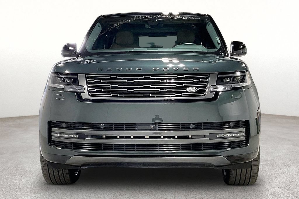 Used 2025 Land Rover Range Rover SE AWD/4WD image 4