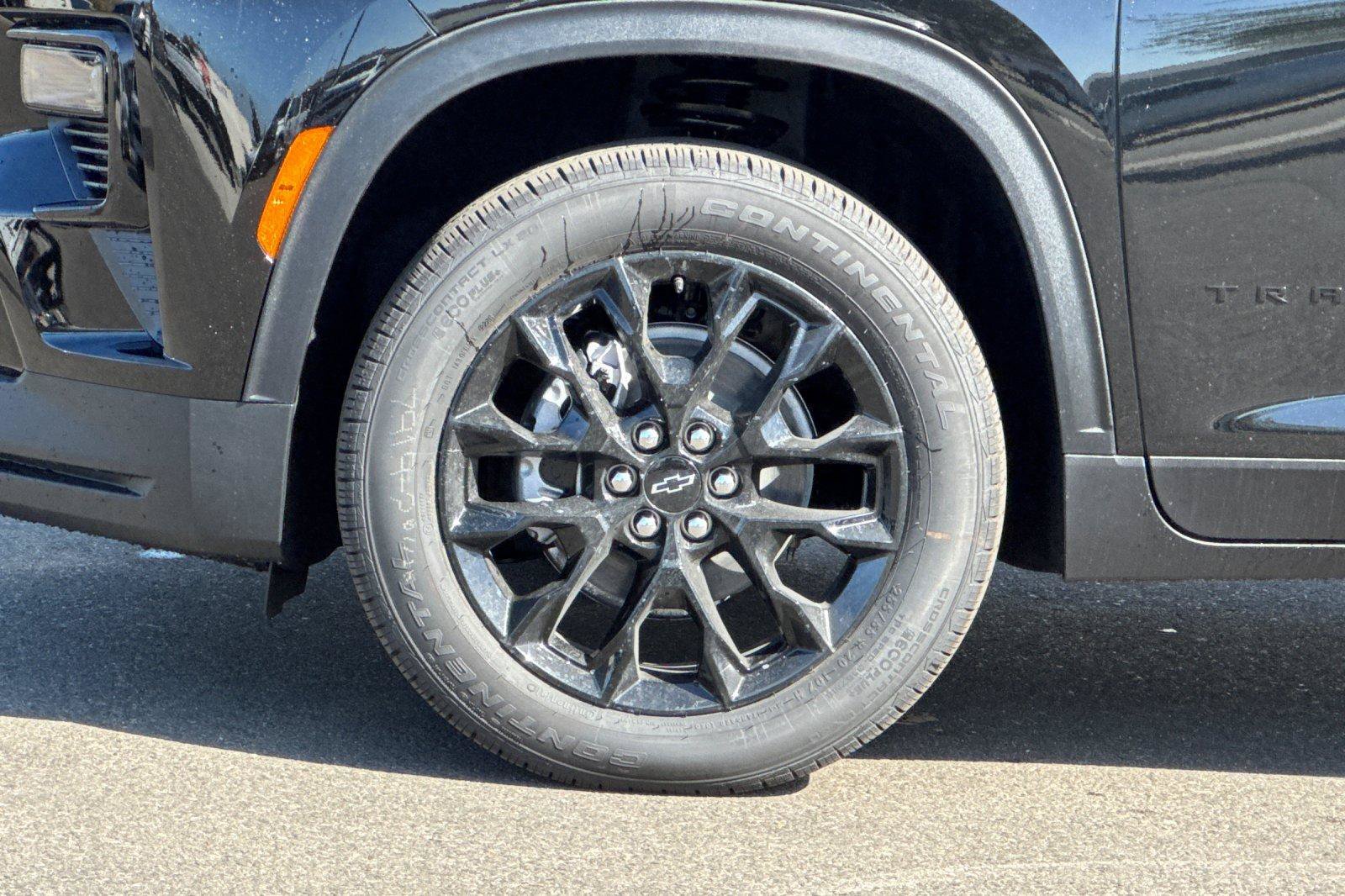 New 2026 Chevrolet Traverse LT w/ Midnight/Sport Edition FWD image 36