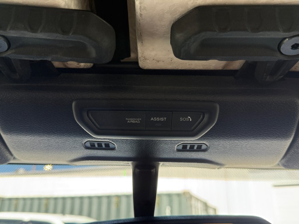 Used 2023 Jeep Gladiator Sport AWD/4WD image 19