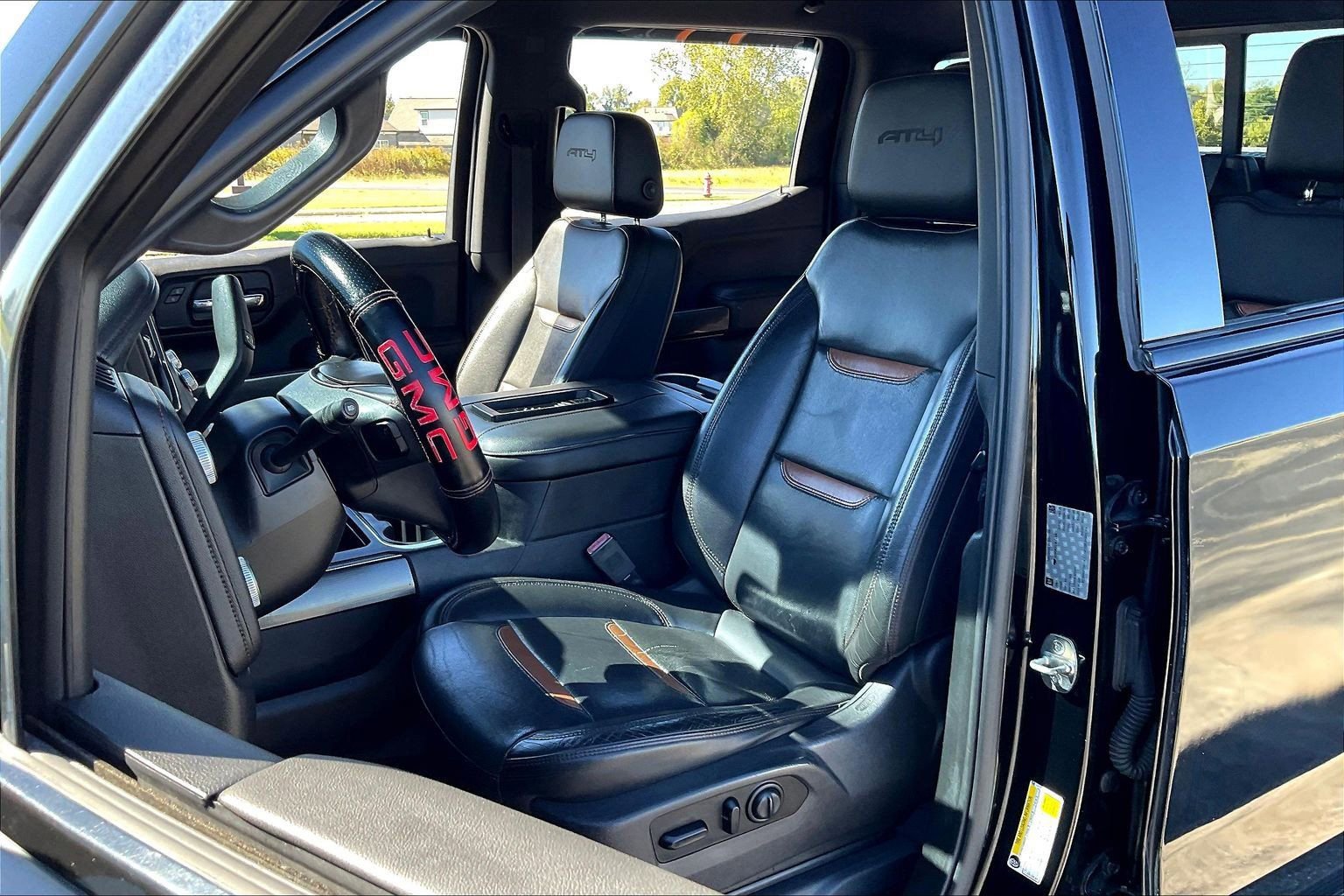 Used 2019 GMC Sierra 1500 AT4 w/ AT4 Premium Package image 7