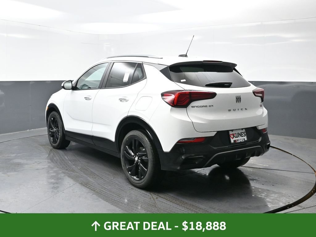 Used 2024 Buick Encore GX Sport Touring image 12