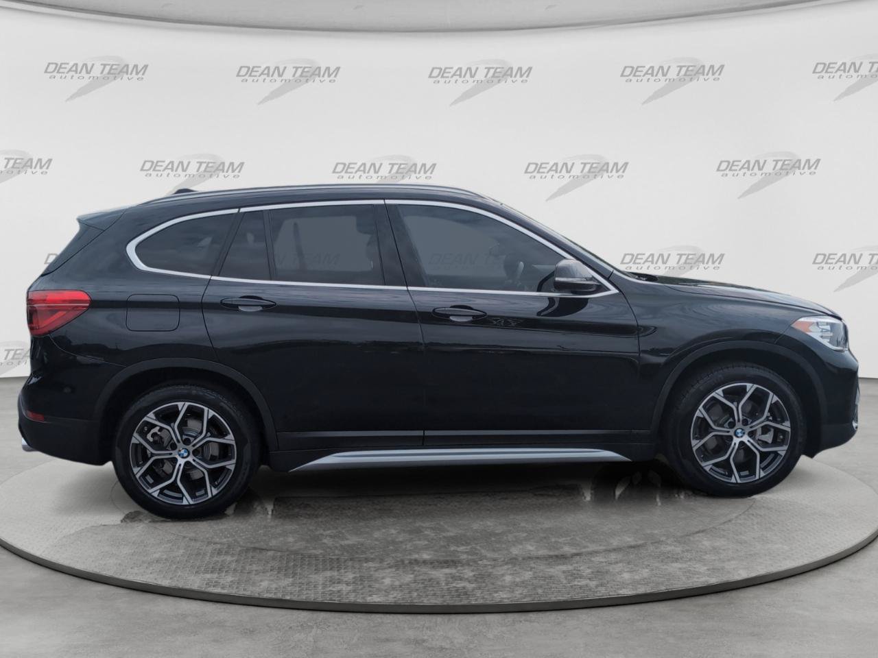 Used 2022 BMW X1 sDrive28i w/ Convenience Package FWD image 8