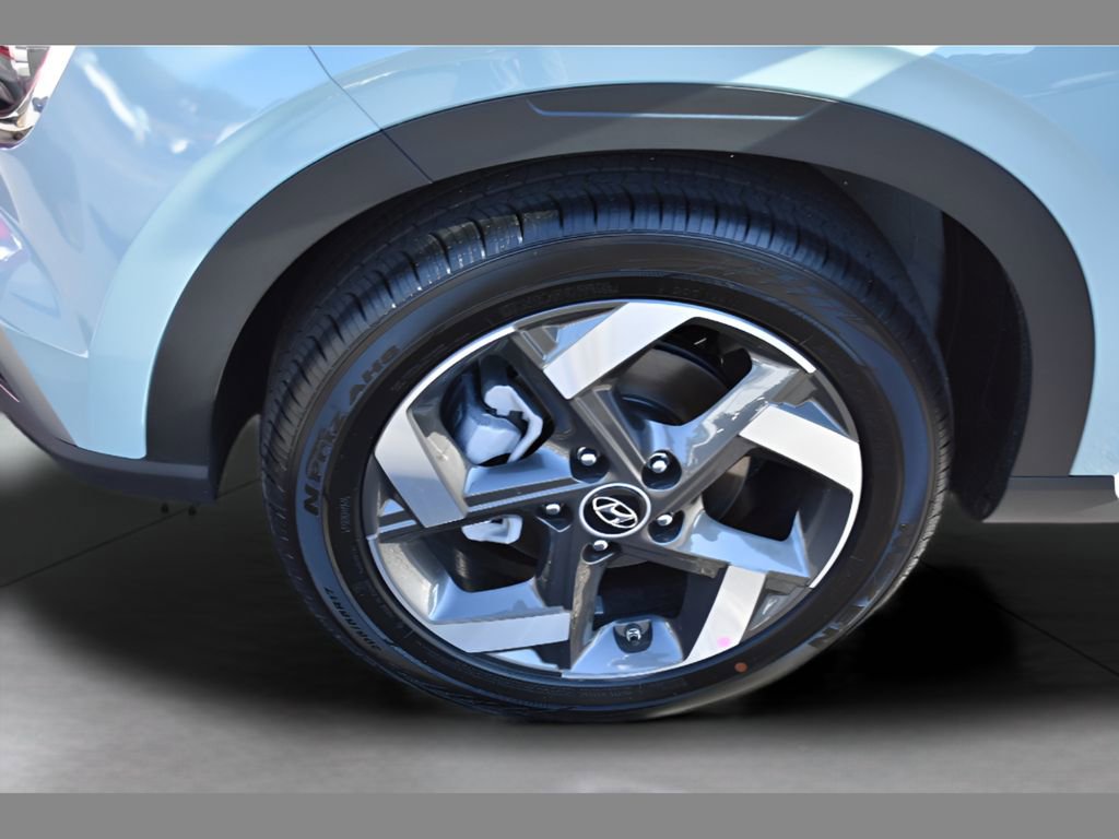 Used 2026 Hyundai Venue SEL image 6