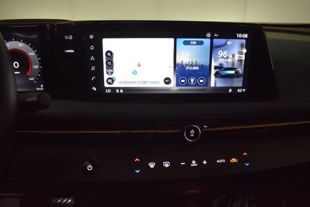 Used 2024 Nissan Ariya AWD image 19