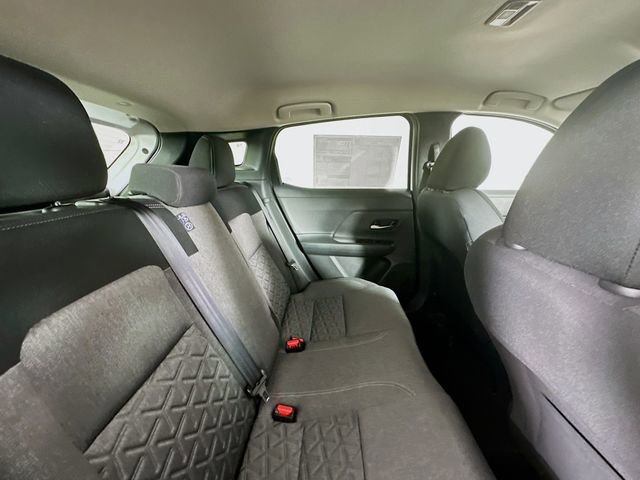 Used 2026 Nissan Kicks SV image 26