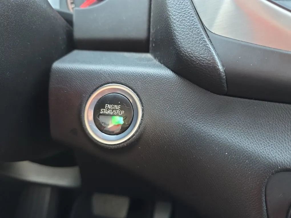 Used 2018 GMC Terrain SLE image 28