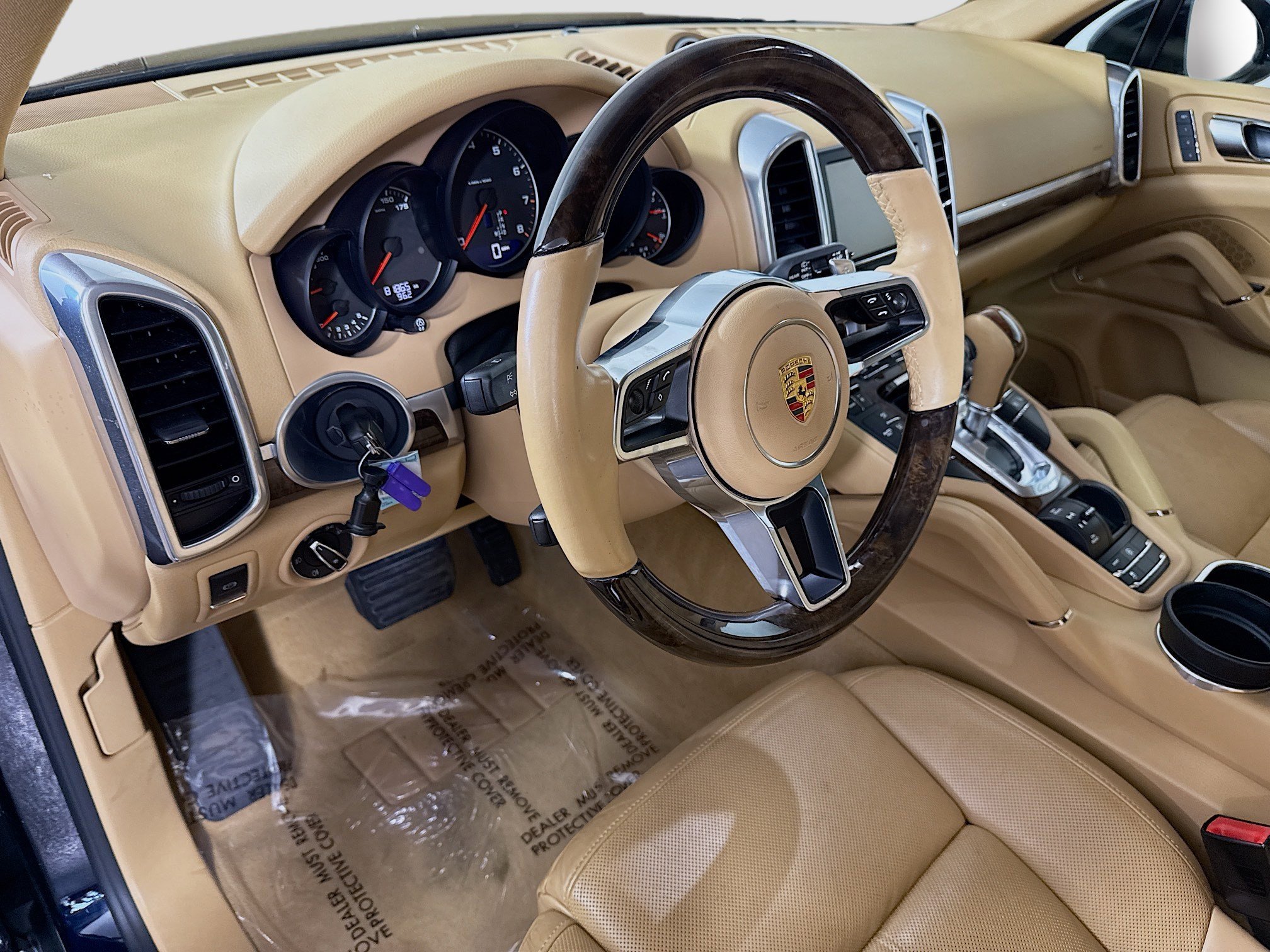 Used 2016 Porsche Cayenne image 21