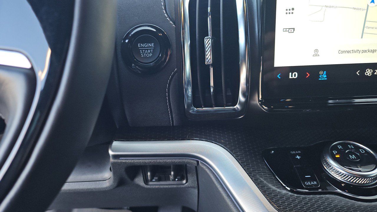 Used 2025 Ford Expedition Max Platinum w/ Stealth Performance Package AWD/4WD image 21