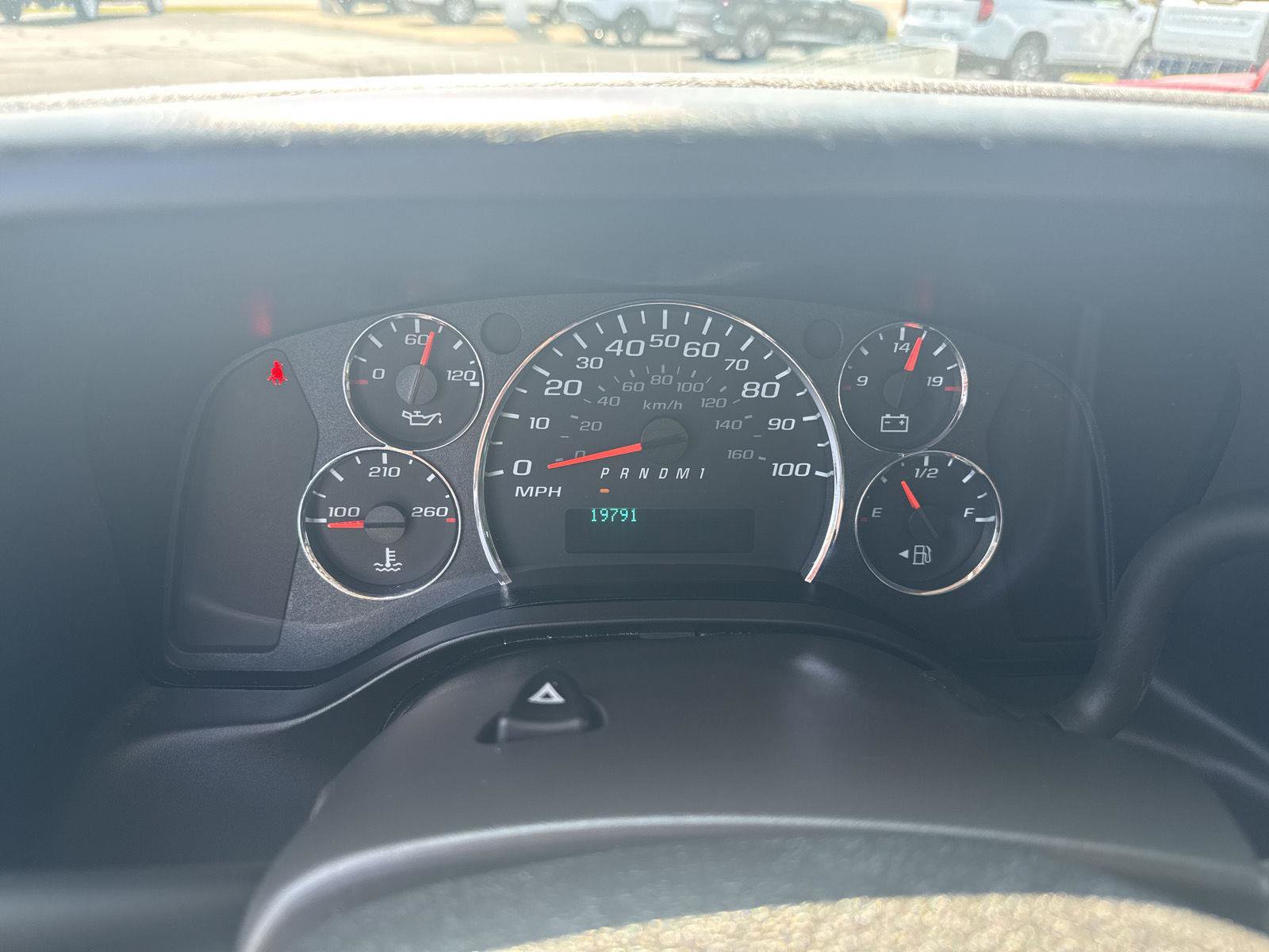 Used 2024 Chevrolet Express 2500 w/ Driver Convenience Package RWD image 19