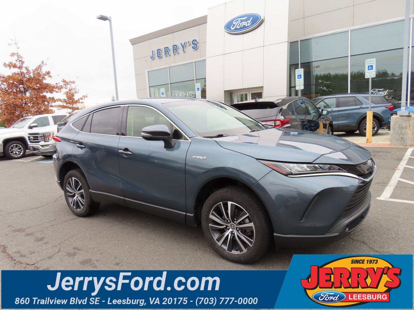 Used 2021 Toyota Venza LE w/ Carpet Mat Package (TMS)