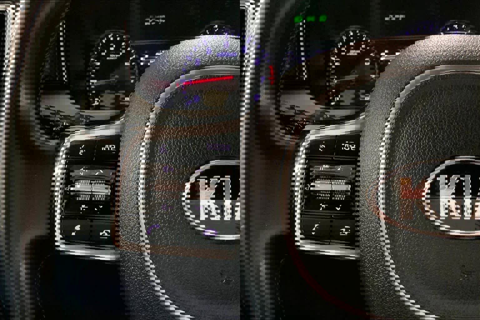 Used 2021 Kia Sorento SX image 23