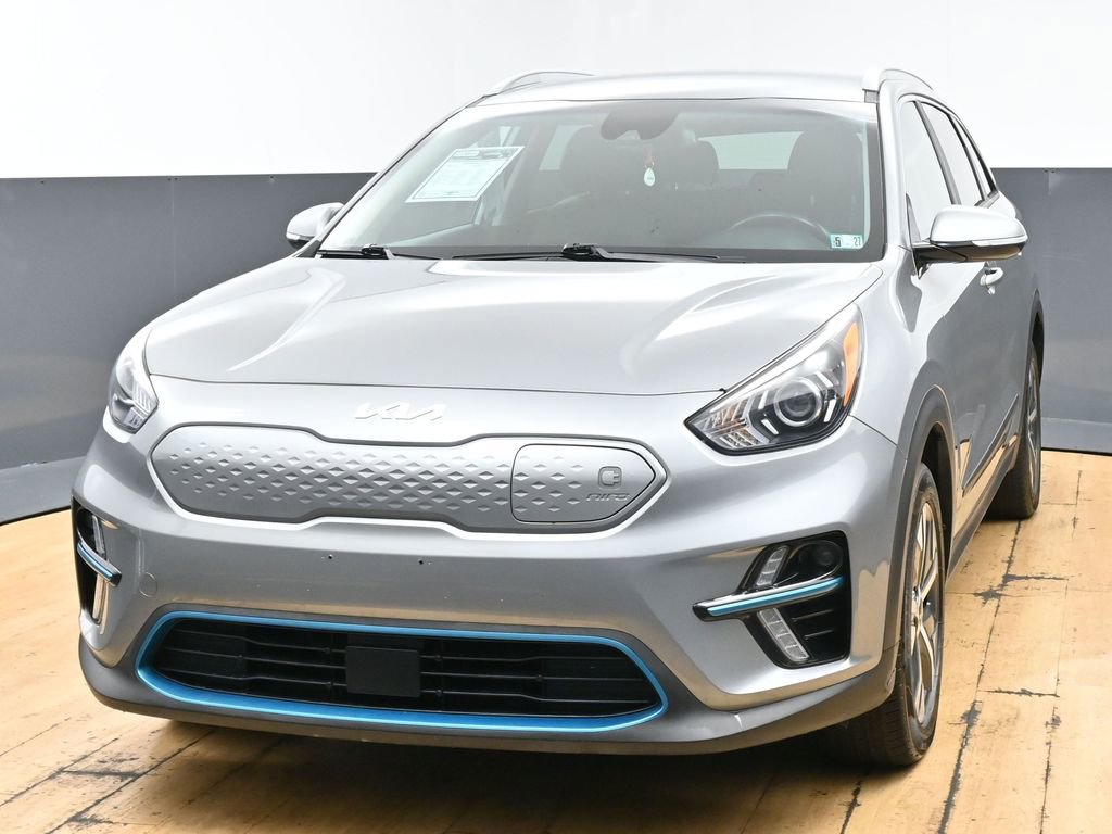 Used 2022 Kia Niro EX w/ Cold Weather Package FWD image 5