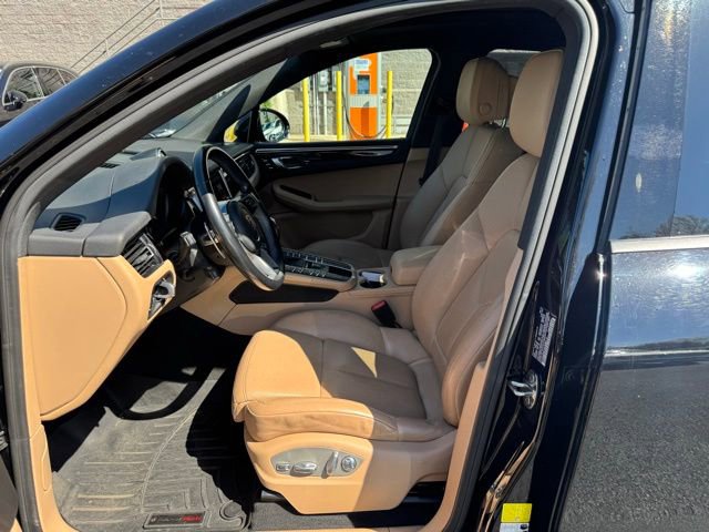 Used 2019 Porsche Macan AWD/4WD image 11