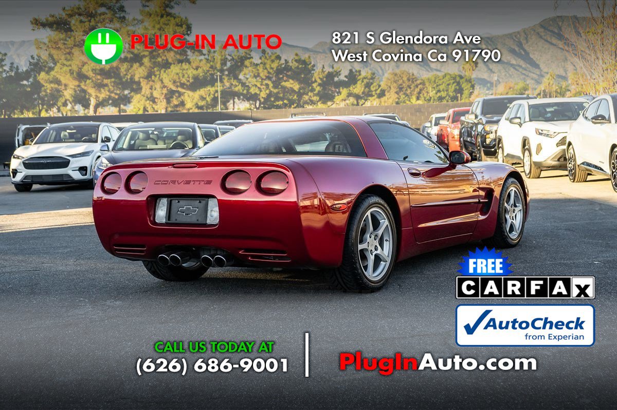 Used 2000 Chevrolet Corvette Coupe w/ Roof Pkg image 4