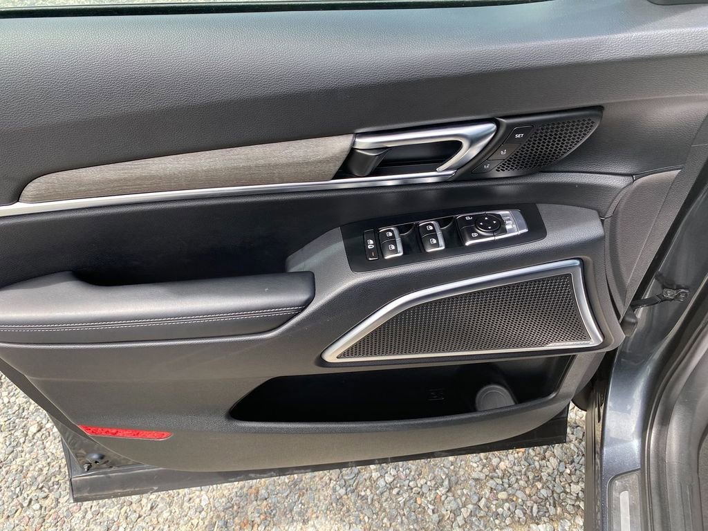 Used 2022 Kia Telluride SX w/ SX Prestige Package image 11