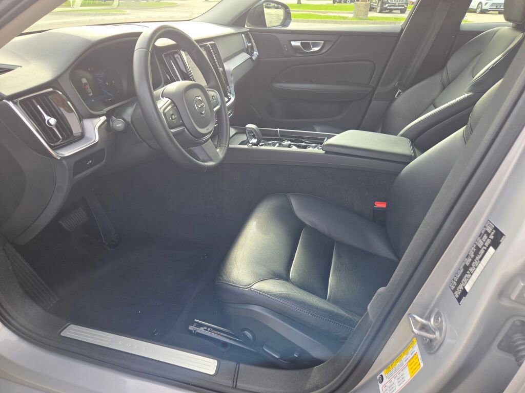 Used 2024 Volvo S60 B5 Core FWD image 20