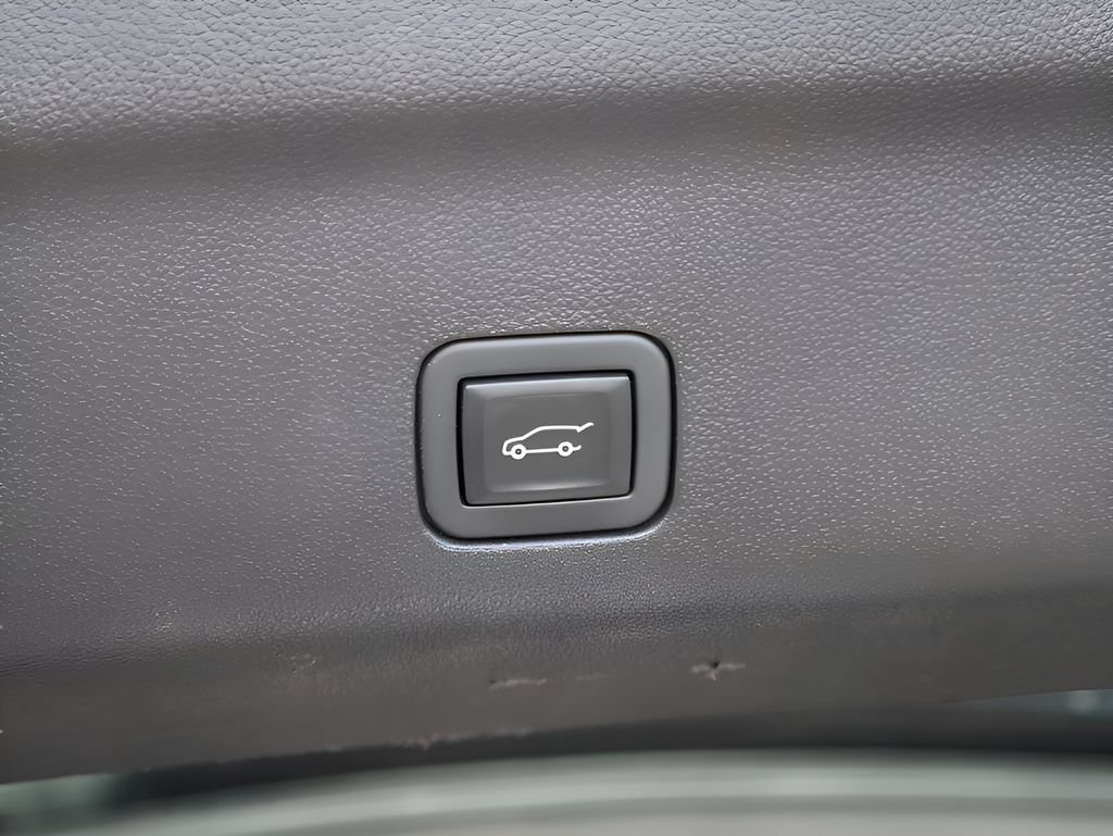 Used 2021 GMC Yukon Denali AWD/4WD image 18
