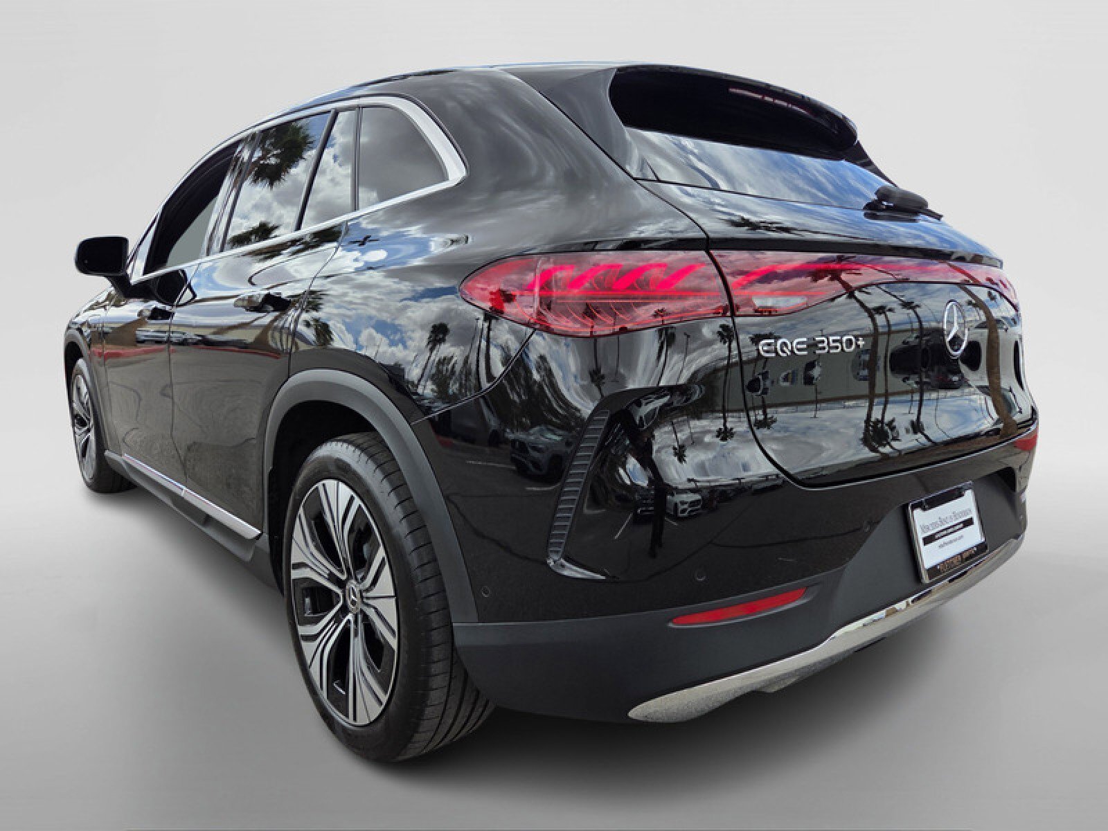 Certified 2024 Mercedes-Benz EQE 350+ SUV image 3