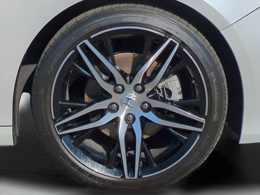 Used 2022 Honda Accord Touring image 10