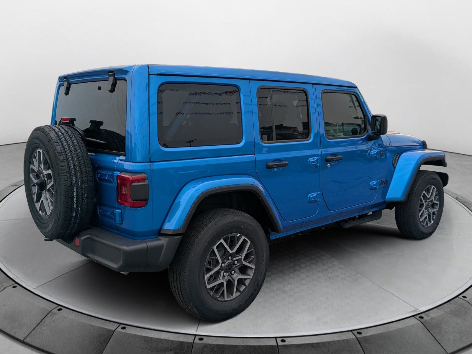 New 2026 Jeep Wrangler Unlimited Sahara AWD/4WD image 3