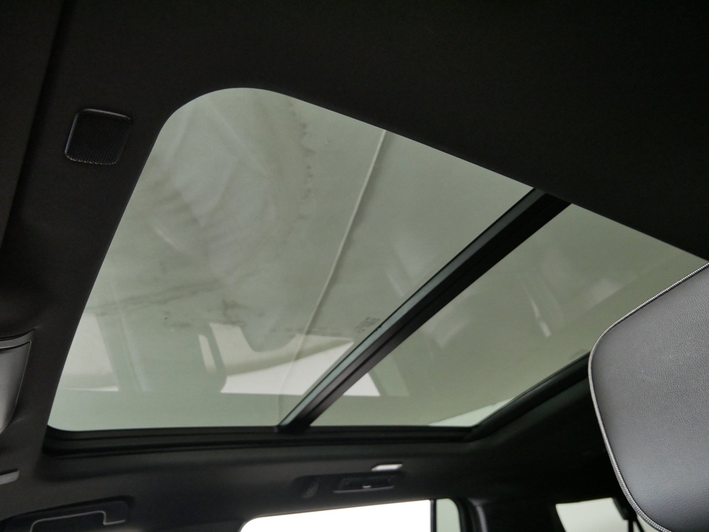 Used 2024 Chevrolet Suburban RST image 29