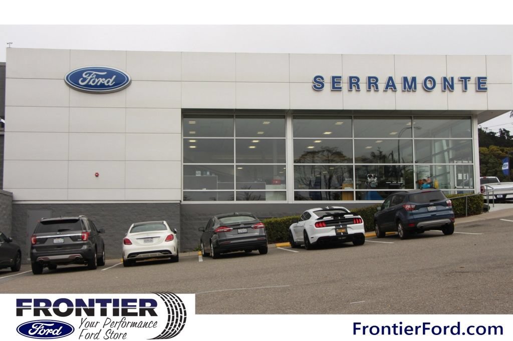 Used 2023 Ford Explorer XLT RWD image 38