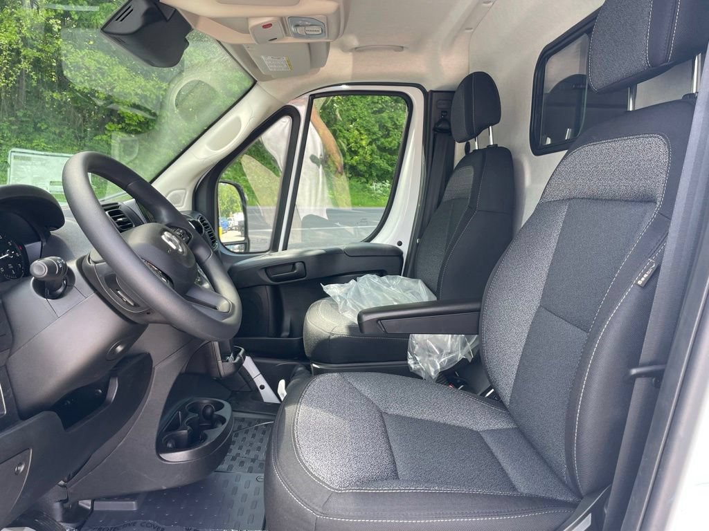 New 2026 RAM ProMaster 2500 w/ Convenience Group FWD image 9
