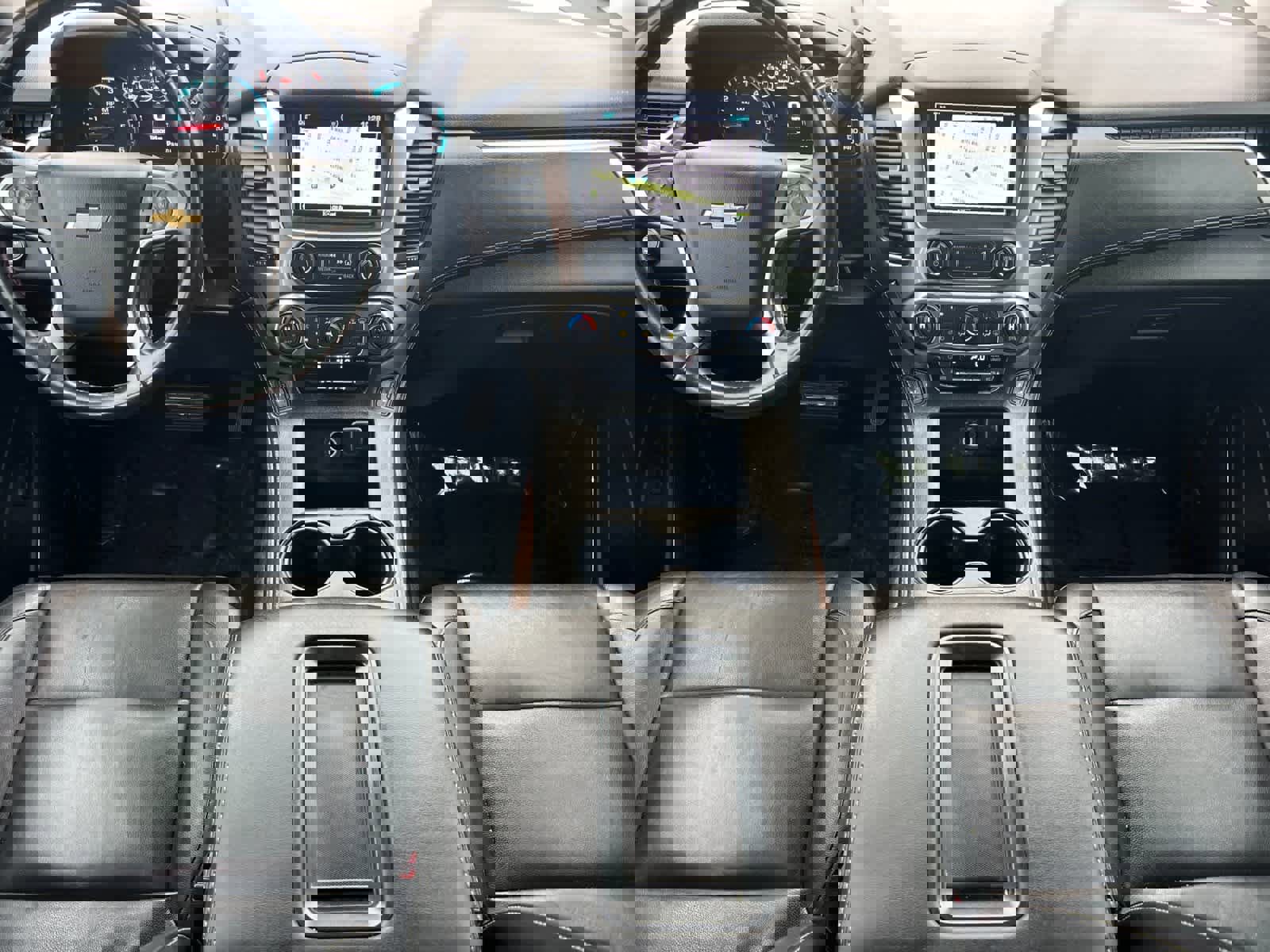 Used 2017 Chevrolet Tahoe LT image 3