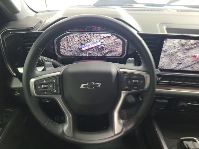 Used 2026 Chevrolet Silverado 1500 LT Trail Boss w/ Convenience Package II AWD/4WD image 28