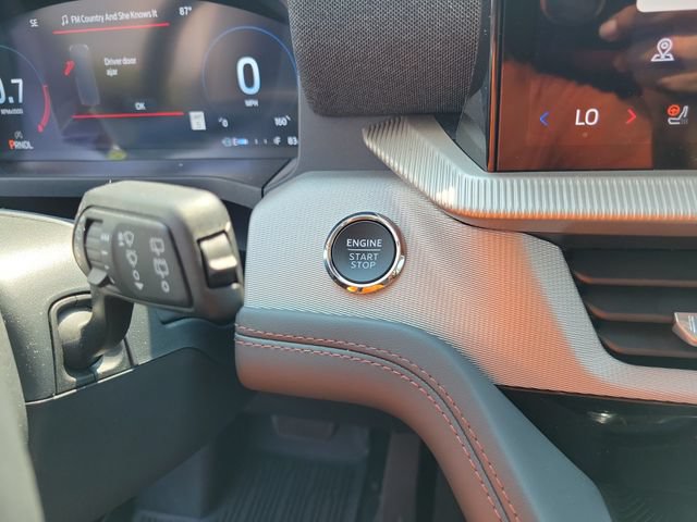 New 2026 Ford Explorer Active w/ Active Comfort Package AWD/4WD image 27