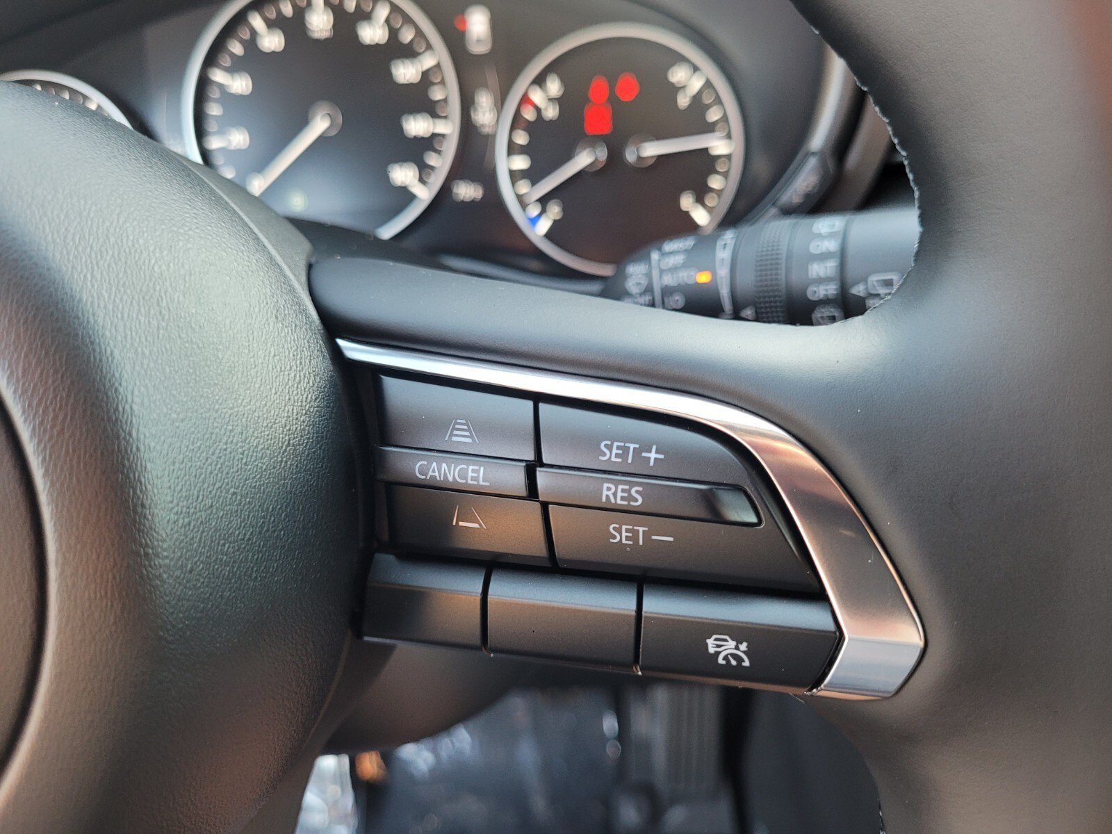 New 2026 MAZDA MAZDA3 2.5 S Hatchback w/ Premium Pkg FWD image 30