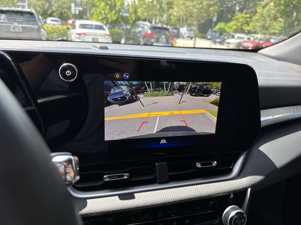 Used 2026 Chevrolet Equinox LT FWD image 50